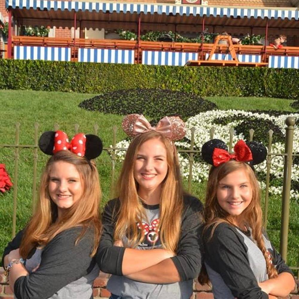 Meet your Posher, Monica